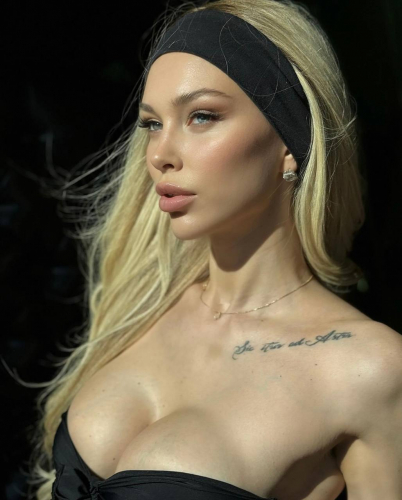 Проститутка Питера Моника Блондинка c 4 размером груди у метро Черная речка Санкт-Петербург Фото-5